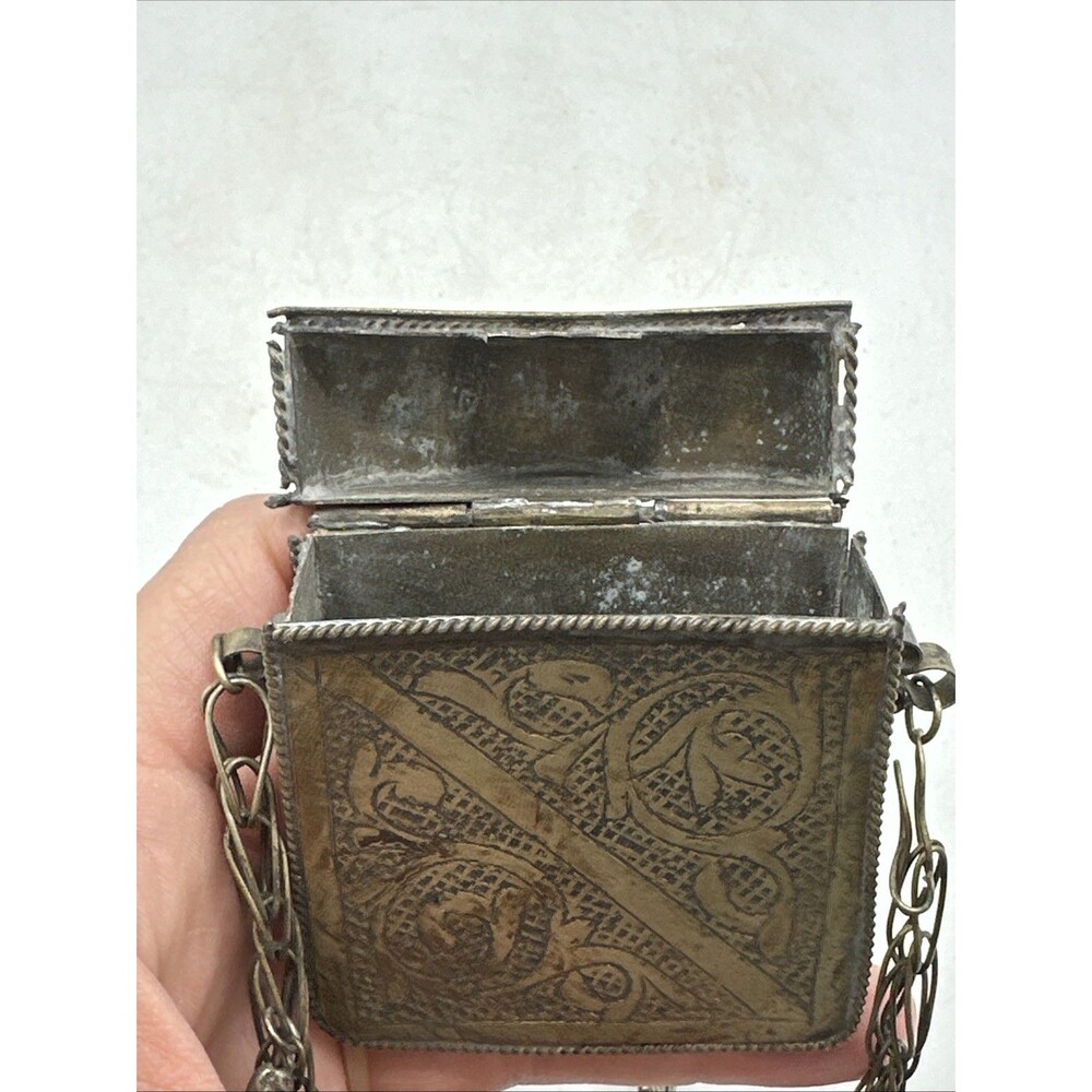 Vintage Prayer Box Holder Necklace Tibetan Beaded Chain Handmade - Picture 15 of 16